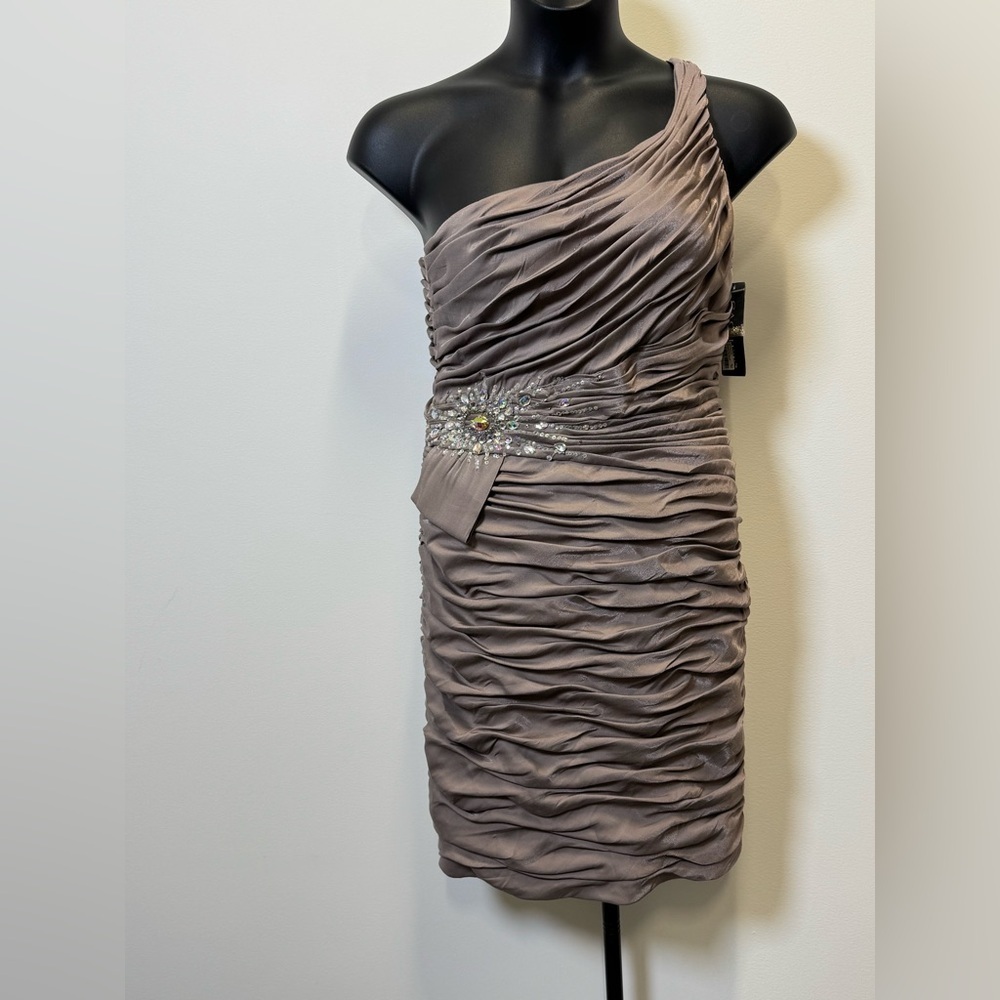 NWT Cache One-Shoulder Ruched Dress with beaded details Size 12 in Mink